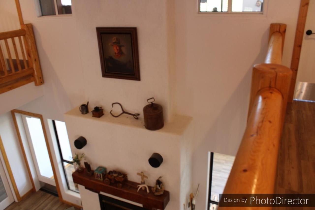 Creekside Lodge And Cabins Mayer エクステリア 写真